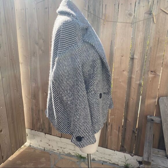 Forever 21 coat jacket size medium - Picture 6 of 10